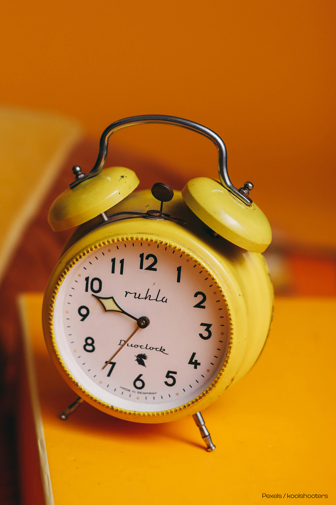 Uhr gelb, Wecker